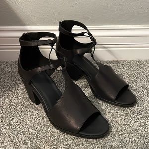 Eileen Fisher Lou Washed Leather Block Heel Sandal - NIB